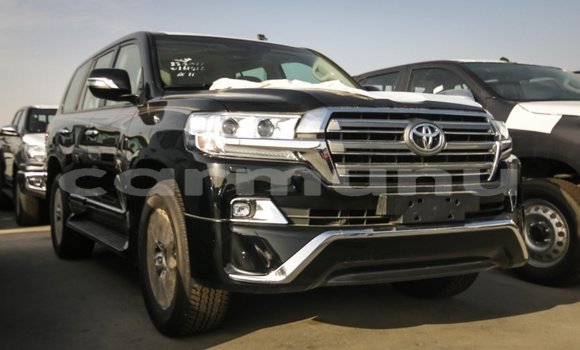 Buy Import Toyota Land Cruiser Black Car in Import - Dubai in Region of Bouenza Buy Import Toyota Land Cruiser Black Car in Import - Dubai in Region of Bouenza