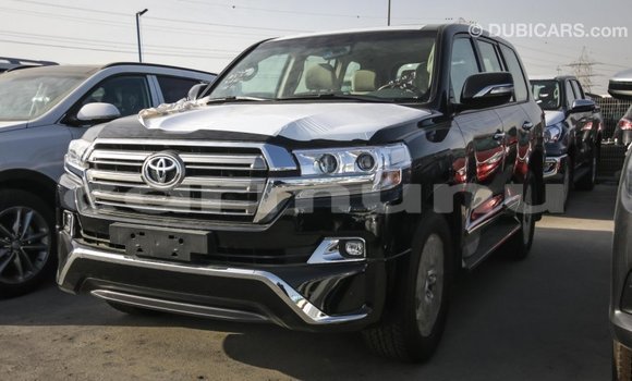 Buy Import Toyota Land Cruiser Black Car in Import - Dubai in Region of Bouenza Buy Import Toyota Land Cruiser Black Car in Import - Dubai in Region of Bouenza