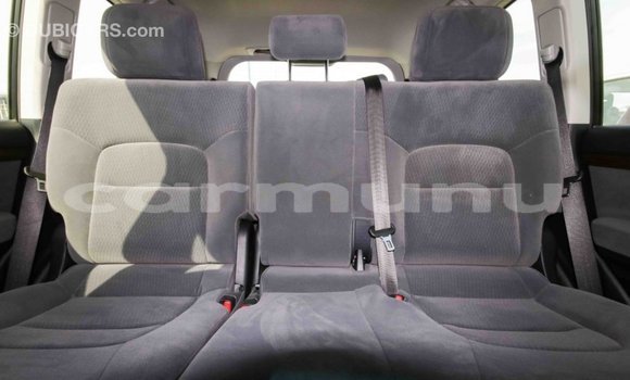 Acheter Import Voiture Toyota Land Cruiser Blanc à Import - Dubai, Région de la Bouenza Acheter Import Voiture Toyota Land Cruiser Blanc à Import - Dubai, Région de la Bouenza