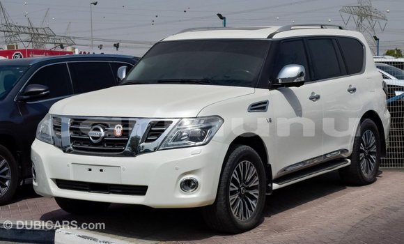 Acheter Import Voiture Nissan Patrol Blanc à Import - Dubai, Région de la Bouenza Acheter Import Voiture Nissan Patrol Blanc à Import - Dubai, Région de la Bouenza