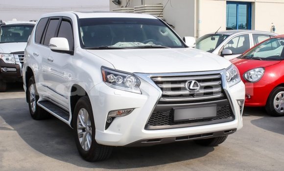 Acheter Import Voiture Lexus GX Blanc à Import - Dubai, Région de la Bouenza Acheter Import Voiture Lexus GX Blanc à Import - Dubai, Région de la Bouenza