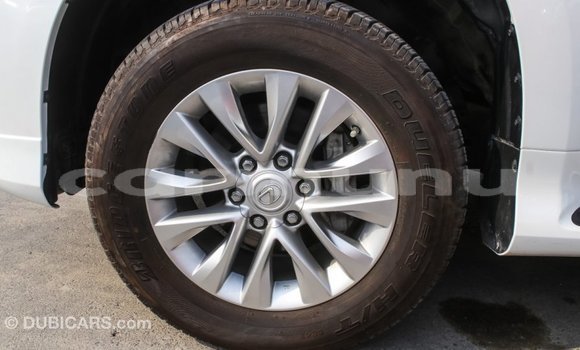 Acheter Import Voiture Lexus GX Blanc à Import - Dubai, Région de la Bouenza Acheter Import Voiture Lexus GX Blanc à Import - Dubai, Région de la Bouenza