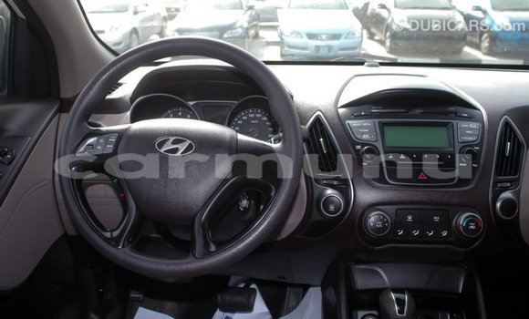Buy Import Hyundai Tucson Beige Car in Import - Dubai in Region of Bouenza Buy Import Hyundai Tucson Beige Car in Import - Dubai in Region of Bouenza