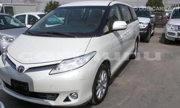 Buy Import Toyota Previa White Car in Import - Dubai in Region of Bouenza Buy Import Toyota Previa White Car in Import - Dubai in Region of Bouenza