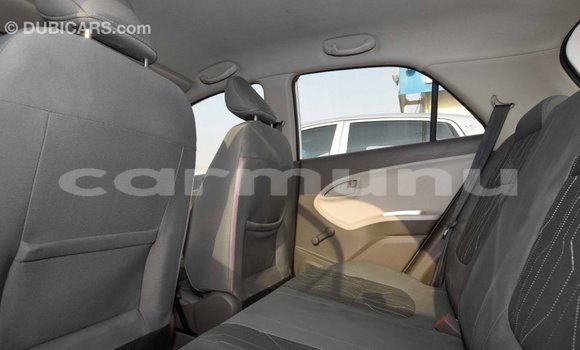 Buy Import Kia Picanto White Car in Import - Dubai in Region of Bouenza Buy Import Kia Picanto White Car in Import - Dubai in Region of Bouenza