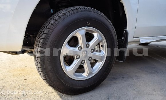 Acheter Import Voiture Mitsubishi L200 Blanc à Import - Dubai, Région de la Bouenza Acheter Import Voiture Mitsubishi L200 Blanc à Import - Dubai, Région de la Bouenza