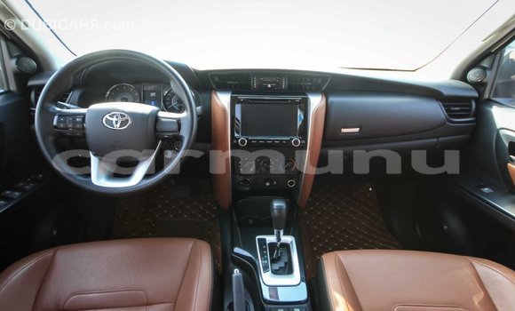 Buy Import Toyota Fortuner White Car in Import - Dubai in Region of Bouenza Buy Import Toyota Fortuner White Car in Import - Dubai in Region of Bouenza