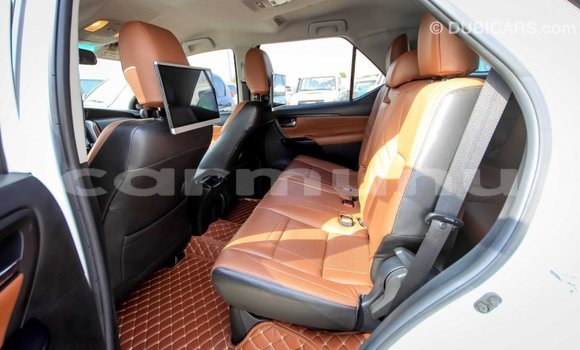 Buy Import Toyota Fortuner White Car in Import - Dubai in Region of Bouenza Buy Import Toyota Fortuner White Car in Import - Dubai in Region of Bouenza
