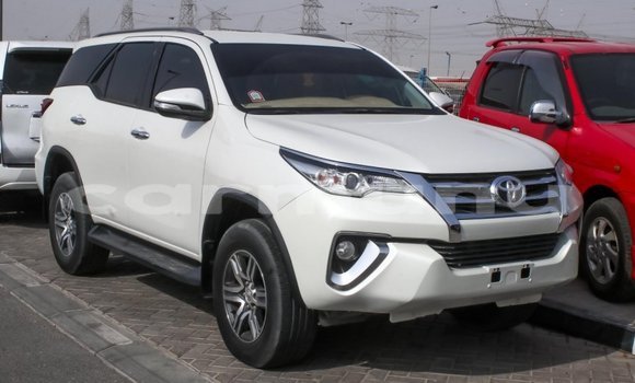 Buy Import Toyota Fortuner White Car in Import - Dubai in Region of Bouenza Buy Import Toyota Fortuner White Car in Import - Dubai in Region of Bouenza