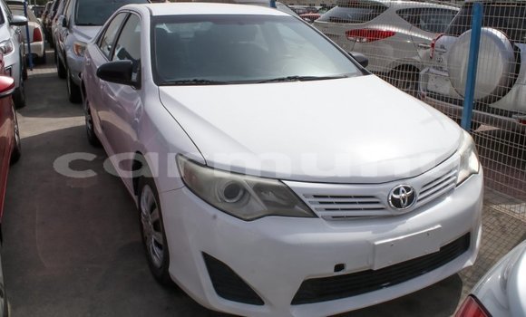 Buy Import Toyota Camry White Car in Import - Dubai in Region of Bouenza Buy Import Toyota Camry White Car in Import - Dubai in Region of Bouenza
