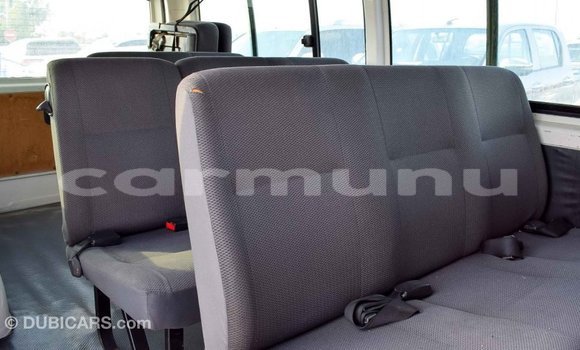 Buy Import Toyota Hiace White Car in Import - Dubai in Region of Bouenza Buy Import Toyota Hiace White Car in Import - Dubai in Region of Bouenza