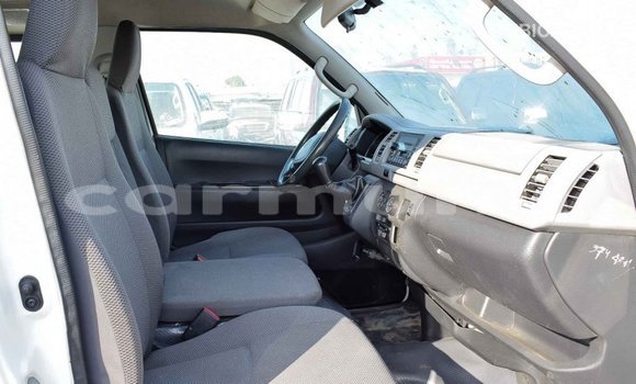 Buy Import Toyota Hiace White Car in Import - Dubai in Region of Bouenza Buy Import Toyota Hiace White Car in Import - Dubai in Region of Bouenza