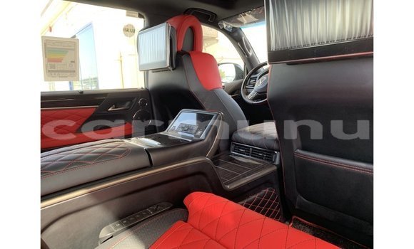 Acheter Import Voiture Lexus LX Noir à Import - Dubai, Région de la Bouenza Acheter Import Voiture Lexus LX Noir à Import - Dubai, Région de la Bouenza