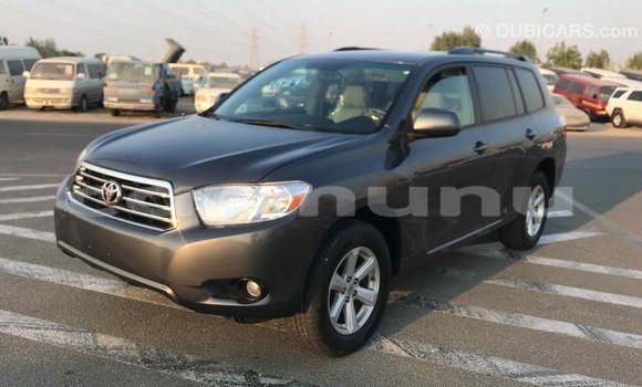 Buy Import Toyota Highlander Other Car in Import - Dubai in Region of Bouenza Buy Import Toyota Highlander Other Car in Import - Dubai in Region of Bouenza