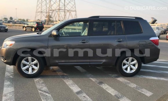 Buy Import Toyota Highlander Other Car in Import - Dubai in Region of Bouenza Buy Import Toyota Highlander Other Car in Import - Dubai in Region of Bouenza
