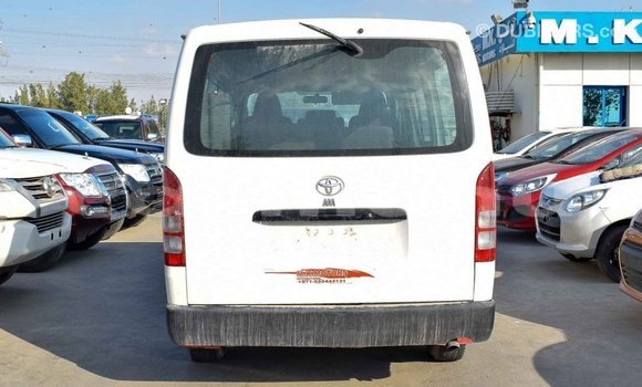 Buy Import Toyota Hiace White Car in Import - Dubai in Region of Bouenza Buy Import Toyota Hiace White Car in Import - Dubai in Region of Bouenza
