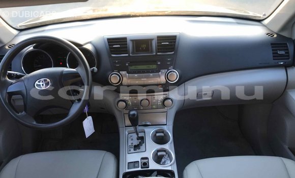 Buy Import Toyota Highlander Other Car in Import - Dubai in Region of Bouenza Buy Import Toyota Highlander Other Car in Import - Dubai in Region of Bouenza