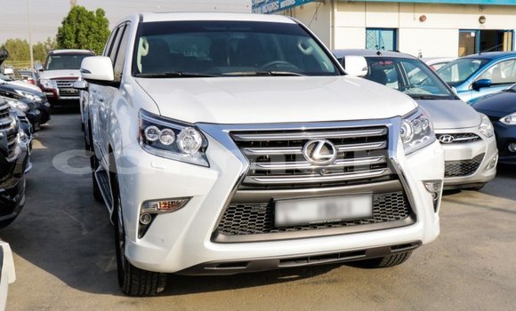 Acheter Import Voiture Lexus GX Blanc à Import - Dubai, Région de la Bouenza Acheter Import Voiture Lexus GX Blanc à Import - Dubai, Région de la Bouenza