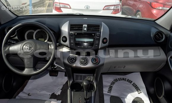 Acheter Import Utilitaire Toyota HiAce Autre à Import - Dubai, Région de la Bouenza Acheter Import Utilitaire Toyota HiAce Autre à Import - Dubai, Région de la Bouenza