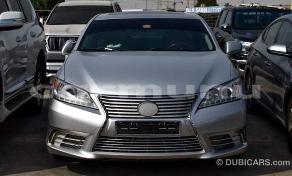 Buy Import Lexus ES Other Car in Import - Dubai in Region of Bouenza Buy Import Lexus ES Other Car in Import - Dubai in Region of Bouenza
