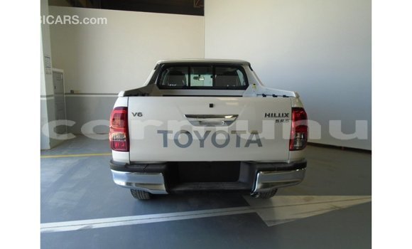 Buy Import Toyota Hilux White Car in Import - Dubai in Region of Bouenza Buy Import Toyota Hilux White Car in Import - Dubai in Region of Bouenza