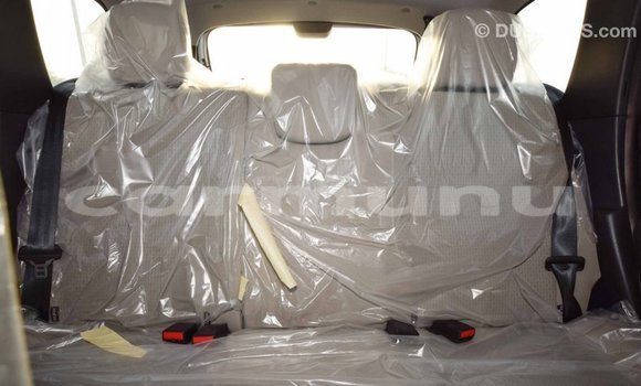 Buy Import Renault Duster White Car in Import - Dubai in Region of Bouenza Buy Import Renault Duster White Car in Import - Dubai in Region of Bouenza