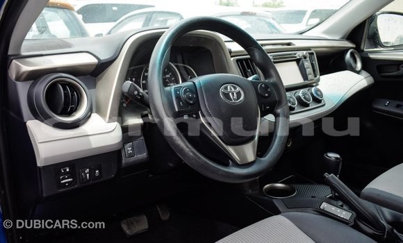 Acheter Import Utilitaire Toyota HiAce Bleu à Import - Dubai, Région de la Bouenza Acheter Import Utilitaire Toyota HiAce Bleu à Import - Dubai, Région de la Bouenza