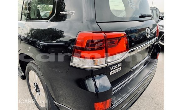 Buy Import Toyota Land Cruiser Black Car in Import - Dubai in Region of Bouenza Buy Import Toyota Land Cruiser Black Car in Import - Dubai in Region of Bouenza