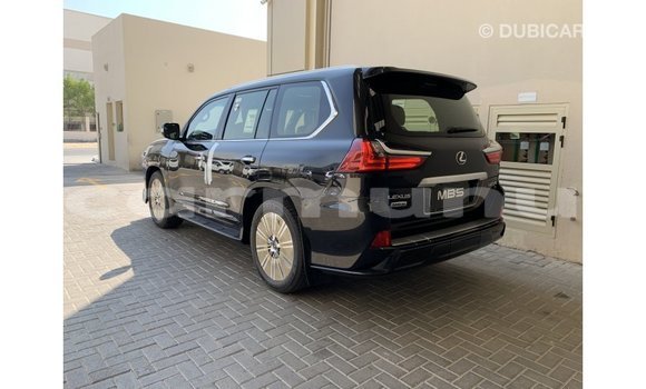 Acheter Import Voiture Lexus LX Noir à Import - Dubai, Région de la Bouenza Acheter Import Voiture Lexus LX Noir à Import - Dubai, Région de la Bouenza