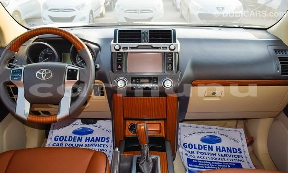 Acheter Import Voiture Toyota Prado Blanc à Import - Dubai, Région de la Bouenza Acheter Import Voiture Toyota Prado Blanc à Import - Dubai, Région de la Bouenza