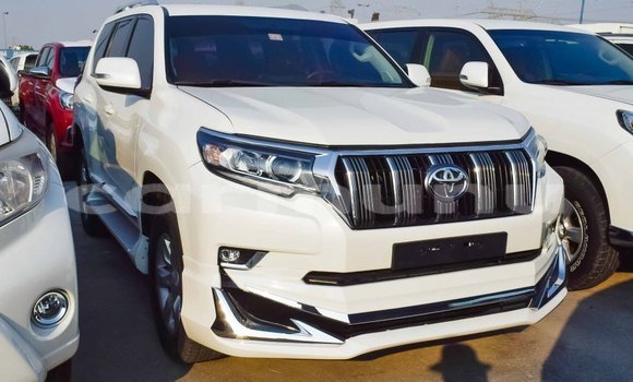 Buy Import Toyota Prado White Car in Import - Dubai in Region of Bouenza Buy Import Toyota Prado White Car in Import - Dubai in Region of Bouenza