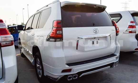 Buy Import Toyota Prado White Car in Import - Dubai in Region of Bouenza Buy Import Toyota Prado White Car in Import - Dubai in Region of Bouenza