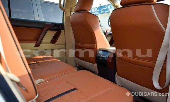 Buy Import Toyota Prado White Car in Import - Dubai in Region of Bouenza Buy Import Toyota Prado White Car in Import - Dubai in Region of Bouenza
