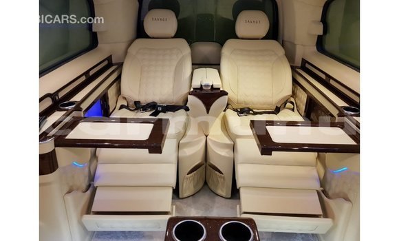 Buy Import Mercedes-Benz 250 Black Car in Import - Dubai in Region of Bouenza Buy Import Mercedes-Benz 250 Black Car in Import - Dubai in Region of Bouenza