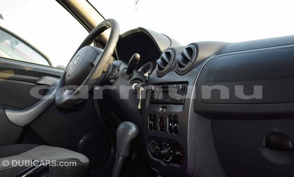 Acheter Import Voiture Renault Duster Blanc à Import - Dubai, Région de la Bouenza Acheter Import Voiture Renault Duster Blanc à Import - Dubai, Région de la Bouenza
