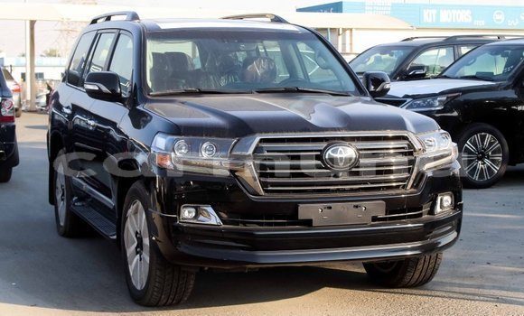 Acheter Import Voiture Toyota Land Cruiser Noir à Import - Dubai, Région de la Bouenza Acheter Import Voiture Toyota Land Cruiser Noir à Import - Dubai, Région de la Bouenza