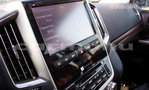 Acheter Import Voiture Toyota Land Cruiser Noir à Import - Dubai, Région de la Bouenza Acheter Import Voiture Toyota Land Cruiser Noir à Import - Dubai, Région de la Bouenza