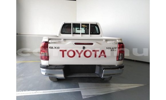 Acheter Import Voiture Toyota Hilux Blanc à Import - Dubai, Région de la Bouenza Acheter Import Voiture Toyota Hilux Blanc à Import - Dubai, Région de la Bouenza