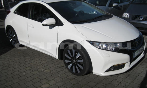 Buy Used Honda Civic White Car in Black Point in Kouilou region Buy Used Honda Civic White Car in Black Point in Kouilou region
