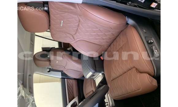 Acheter Import Voiture Toyota Land Cruiser Noir à Import - Dubai, Région de la Bouenza Acheter Import Voiture Toyota Land Cruiser Noir à Import - Dubai, Région de la Bouenza