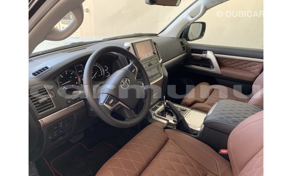 Acheter Import Voiture Toyota Land Cruiser Noir à Import - Dubai, Région de la Bouenza Acheter Import Voiture Toyota Land Cruiser Noir à Import - Dubai, Région de la Bouenza