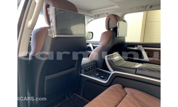 Acheter Import Voiture Toyota Land Cruiser Noir à Import - Dubai, Région de la Bouenza Acheter Import Voiture Toyota Land Cruiser Noir à Import - Dubai, Région de la Bouenza