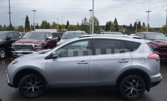 Buy Used Toyota RAV4 Silver Car in Brazzaville in Municipality of Brazzaville Buy Used Toyota RAV4 Silver Car in Brazzaville in Municipality of Brazzaville