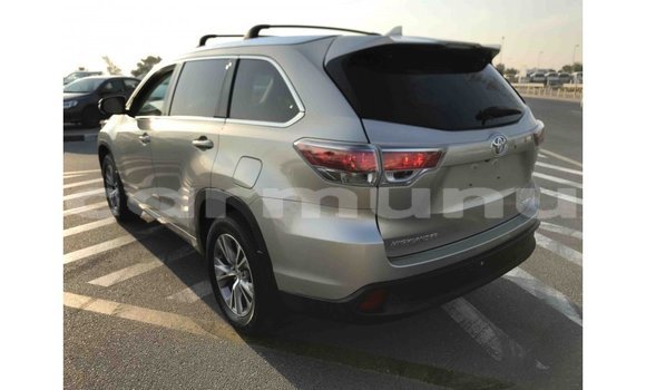 Acheter Import Voiture Toyota Highlander Autre à Import - Dubai, Région de la Bouenza Acheter Import Voiture Toyota Highlander Autre à Import - Dubai, Région de la Bouenza