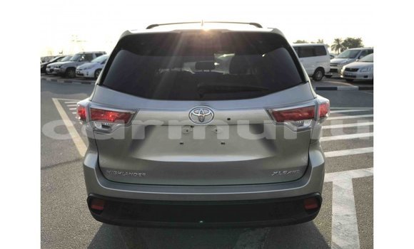 Acheter Import Voiture Toyota Highlander Autre à Import - Dubai, Région de la Bouenza Acheter Import Voiture Toyota Highlander Autre à Import - Dubai, Région de la Bouenza