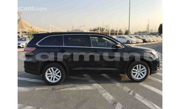 Buy Import Toyota Highlander Black Car in Import - Dubai in Region of Bouenza Buy Import Toyota Highlander Black Car in Import - Dubai in Region of Bouenza