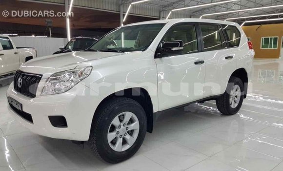 Buy Import Toyota Prado White Car in Import - Dubai in Region of Bouenza Buy Import Toyota Prado White Car in Import - Dubai in Region of Bouenza
