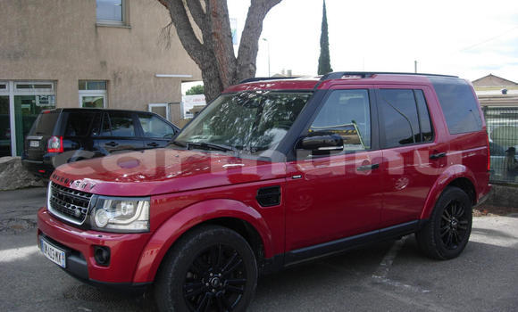 Buy Used Land Rover Discovery Red Car in Kinkala in pool Buy Used Land Rover Discovery Red Car in Kinkala in pool