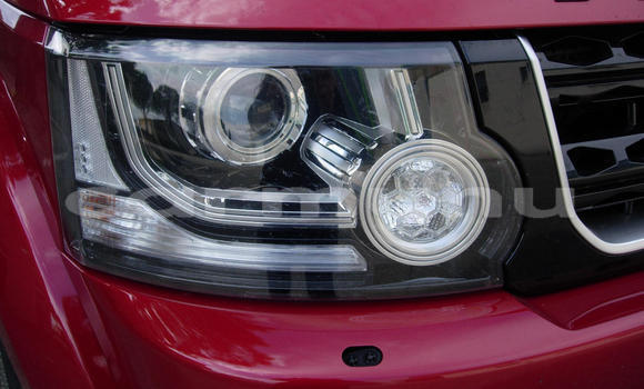 Buy Used Land Rover Discovery Red Car in Kinkala in pool Buy Used Land Rover Discovery Red Car in Kinkala in pool