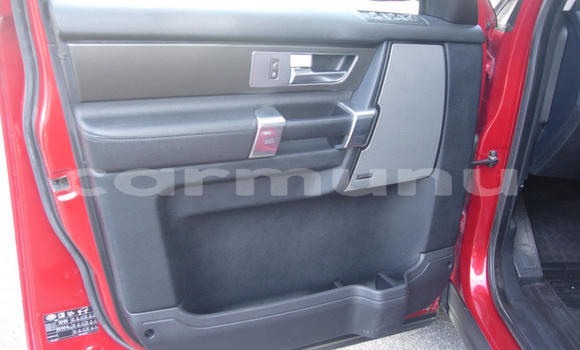 Buy Used Land Rover Discovery Red Car in Kinkala in pool Buy Used Land Rover Discovery Red Car in Kinkala in pool